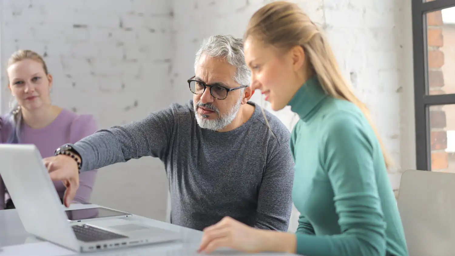 Nachhaltigkeit in der digitalen Prozessoptimierung Team Hamburg